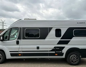 Kastenwagen Adria 30