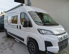 Pössl Shine 600L / Längsbetten / Neufahrzeug