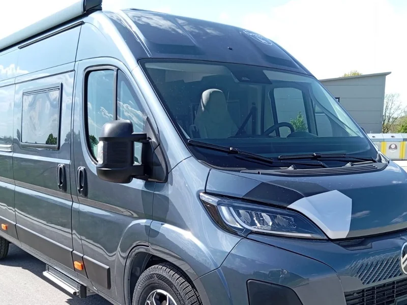 Hannes Camper Van 64