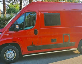 Kastenwagen mit Doppelstockbett im Heck - Cleverly 540 rot