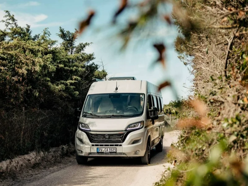 Der perfekte Tourer mit Längsbetten - Carado CV640