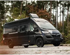 Maxi-Van mit Automatik & Längsbetten