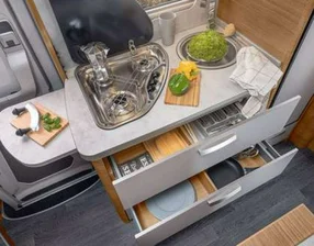 Knaus L!VE i 650 MEG, Automatik, Dachklima, Captainchairs, TV/SAT, Navigation, Fahrradträger inkl. AHK, uvm. 