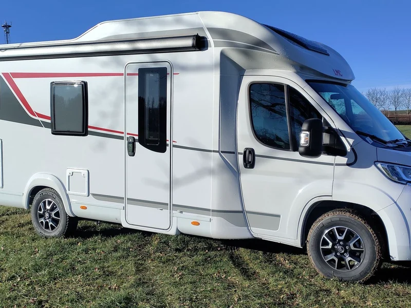 LMC Tourer Lift 730G