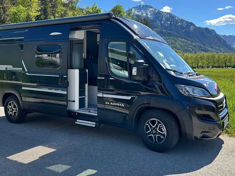 Kastenwagen Adria 29