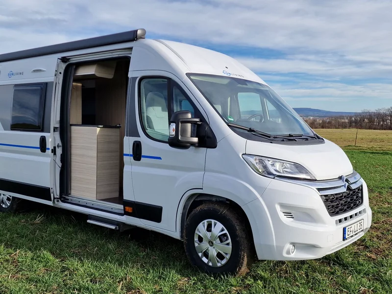 Sun Living V65 SL Henri