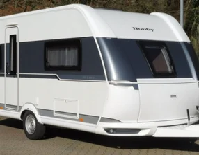 Knaus 450FU Wohnwagen für 2 - 4 Personen mit Sonnensegel uvm
