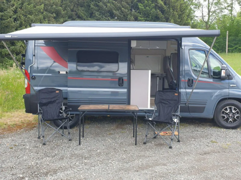 Eliseo Tolles Wohnmobil fürs spontane Wochenende, Urlaub oder Rundreise.