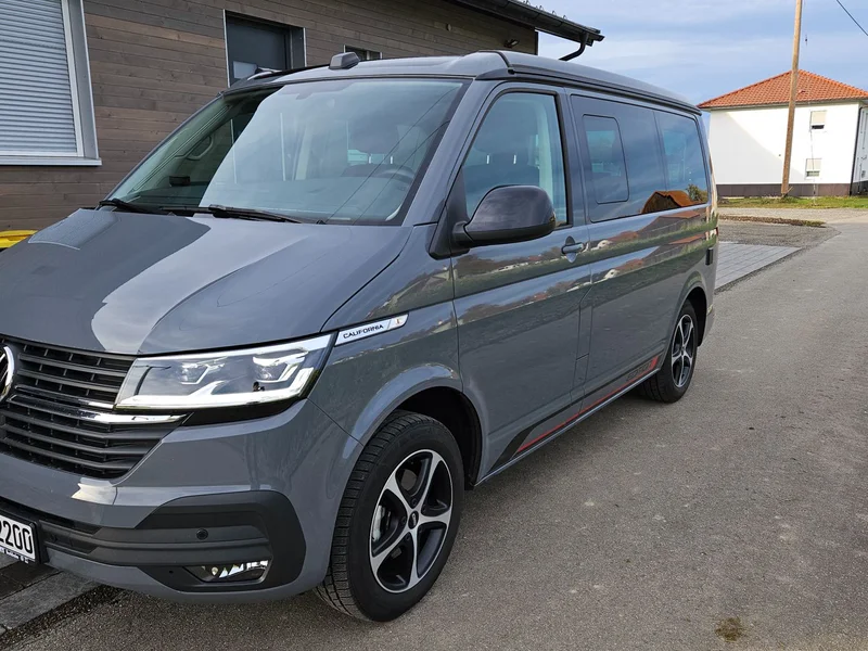 T 6.1 Beach Camper